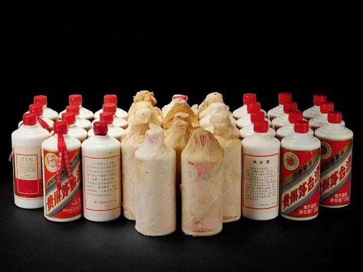 拜城老酒回收上门哪里回收(附近上门回收茅台酒）?